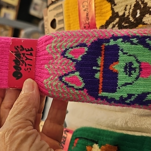 Freaker Bottle Koozie Sweater. Lot Of 5, New With Tags. - Picture 4 of 10